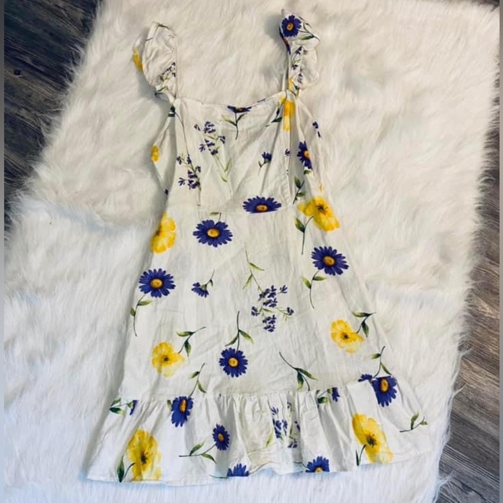 Forever 21 flower print dress size medium